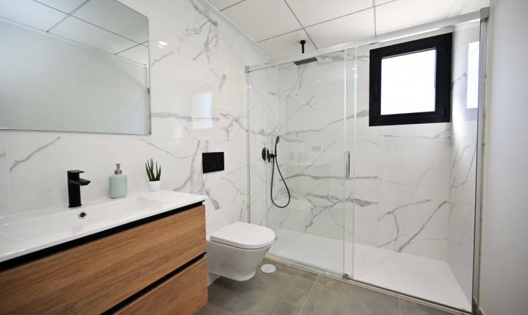 Herverkoop - Huis -
Orihuela* - Orihuela