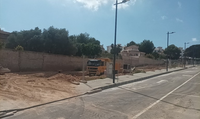 Herverkoop - Huis -
Orihuela* - Orihuela