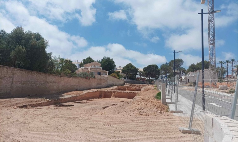 Herverkoop - Huis -
Orihuela* - Orihuela