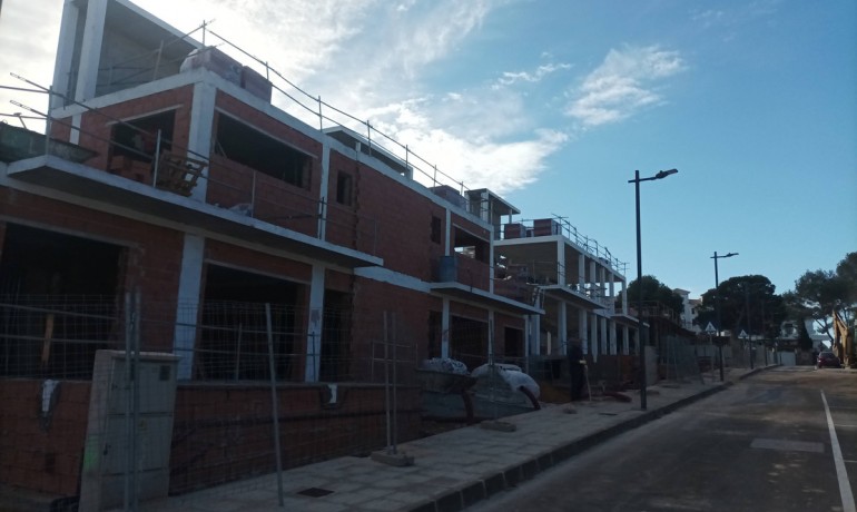 Herverkoop - Huis -
Orihuela* - Orihuela