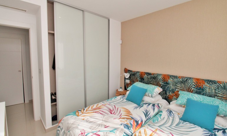 Herverkoop - Villa -
Villamartin