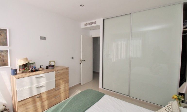 Herverkoop - Villa -
Villamartin