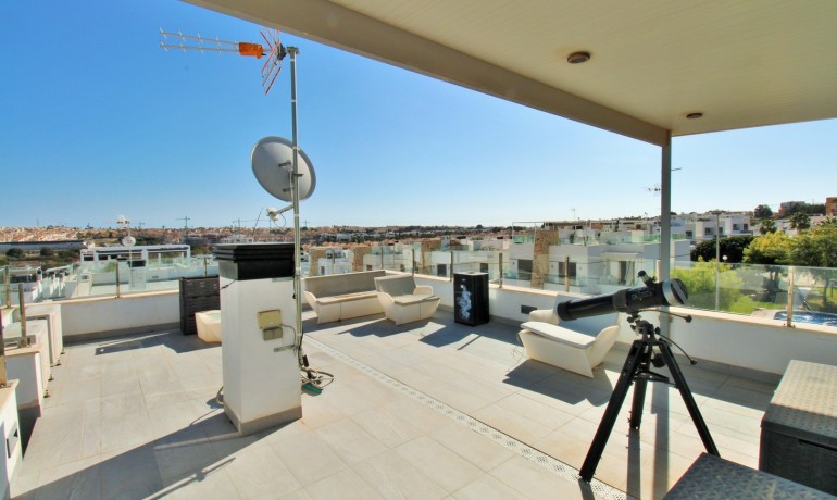 Herverkoop - Villa -
Villamartin