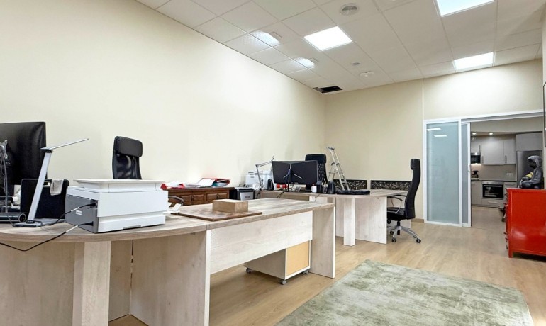 Venta - Comercial -
Torrevieja