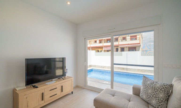 Sale - Villa -
Avileses