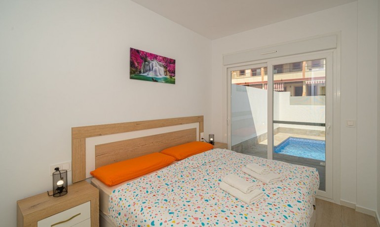 Sale - Villa -
Avileses