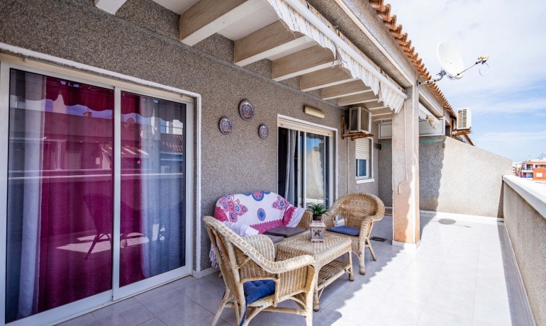 Venta - Apartamento / piso -
Torrevieja Centro - Torrevieja