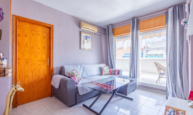 Venta - Apartamento / piso -
Torrevieja Centro - Torrevieja