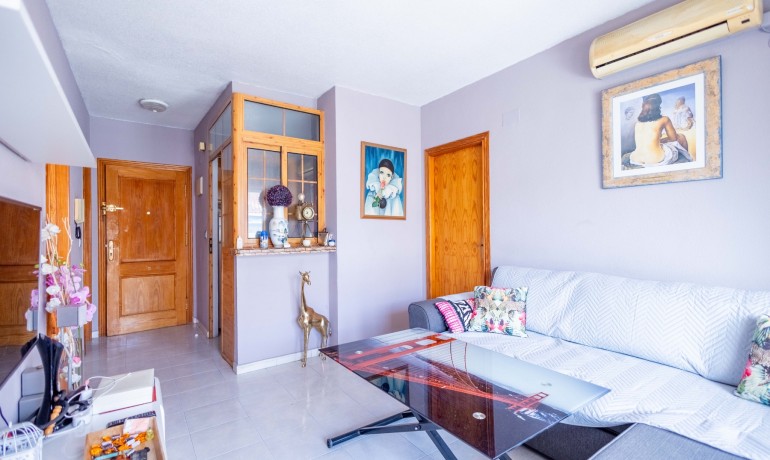 Venta - Apartamento / piso -
Torrevieja Centro - Torrevieja