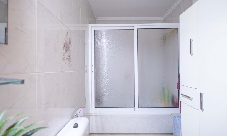 Venta - Apartamento / piso -
Torrevieja Centro - Torrevieja