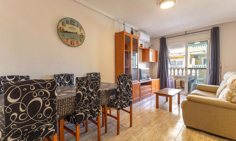 Herverkoop - Appartement / Flat -
Torrevieja* - Torrevieja