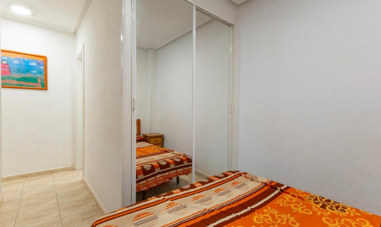 Herverkoop - Appartement / Flat -
Torrevieja* - Torrevieja