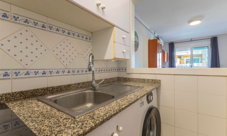 Herverkoop - Appartement / Flat -
Torrevieja* - Torrevieja