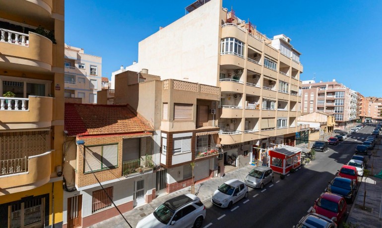 Herverkoop - Appartement / Flat -
Torrevieja* - Torrevieja