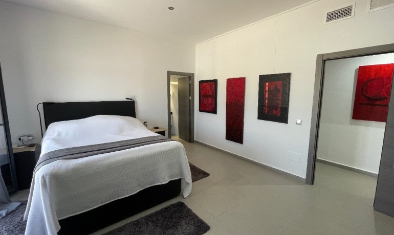 New Build - Villa -
Macisvenda