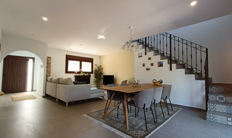 Sale - Villa -
Pinar de Campoverde