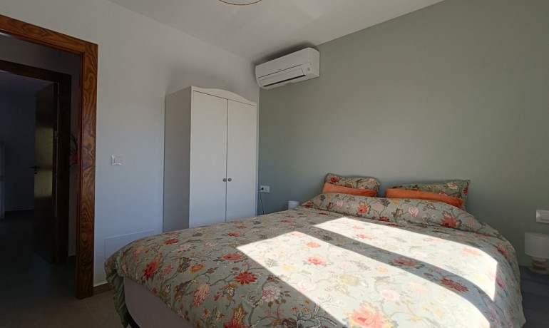 Sale - Villa -
Pinar de Campoverde