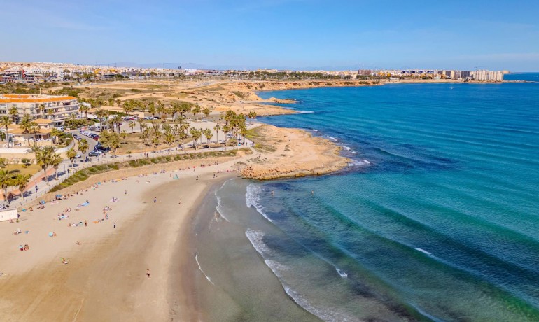 Herverkoop - Villa -
Orihuela Costa* - Playa Flamenca