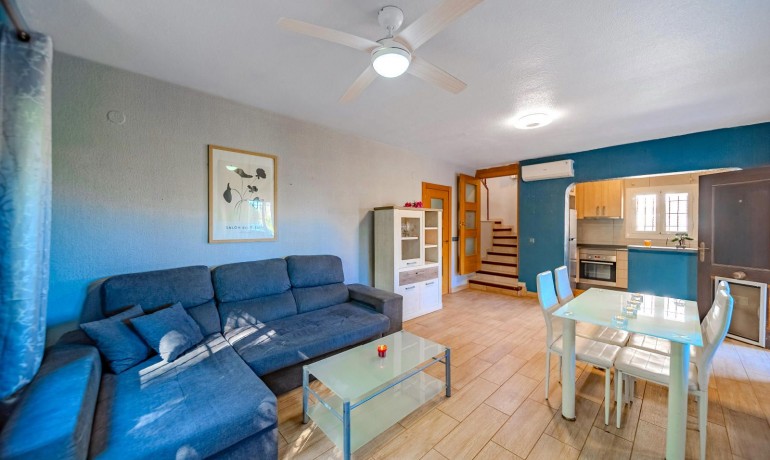 Herverkoop - Villa -
Orihuela Costa* - Playa Flamenca