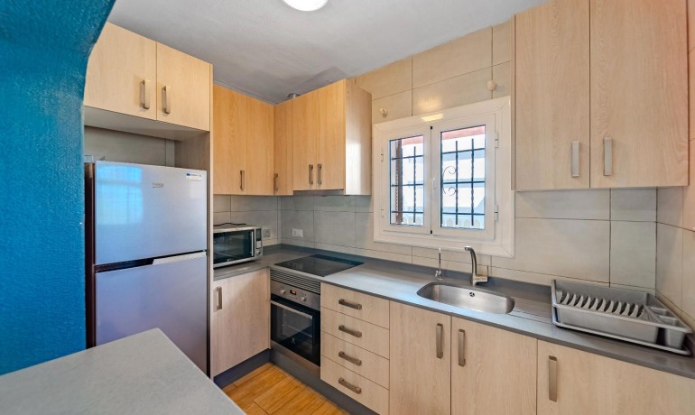 Herverkoop - Villa -
Orihuela Costa* - Playa Flamenca