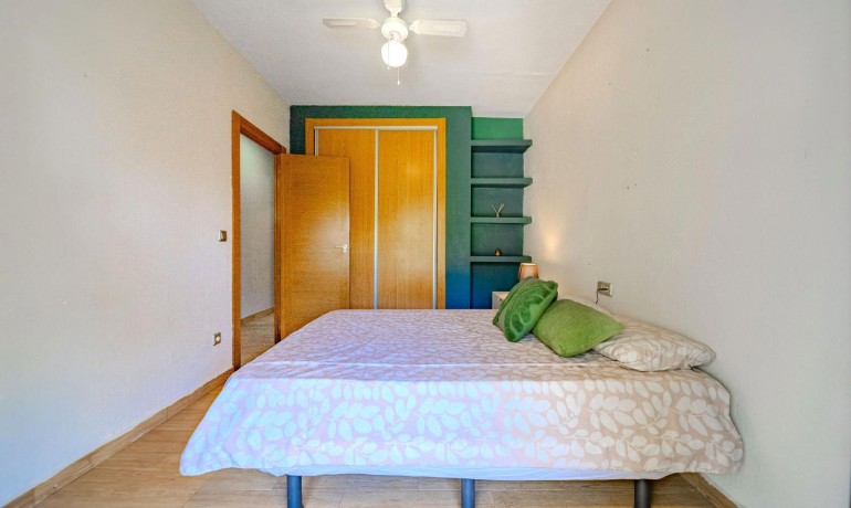 Herverkoop - Villa -
Orihuela Costa* - Playa Flamenca