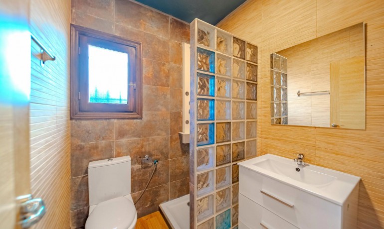 Herverkoop - Villa -
Orihuela Costa* - Playa Flamenca