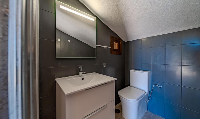 Herverkoop - Villa -
Orihuela Costa* - Playa Flamenca