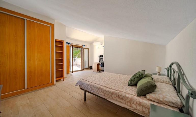 Herverkoop - Villa -
Orihuela Costa* - Playa Flamenca