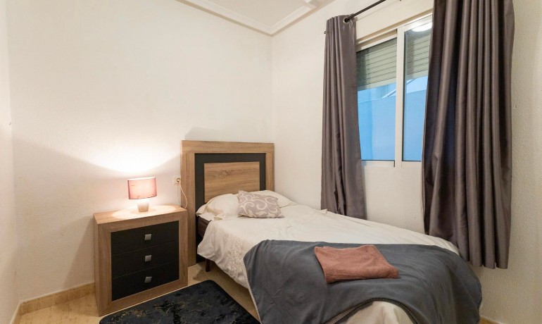 Revente - Appartement / Flat -
Torrevieja* - Torrevieja