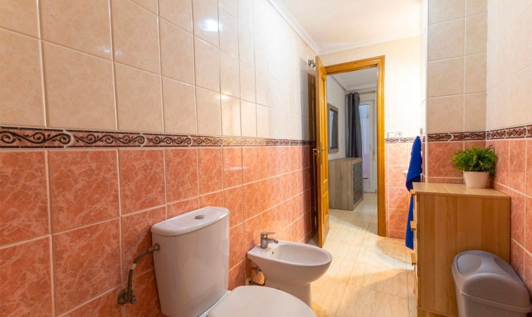 Revente - Appartement / Flat -
Torrevieja* - Torrevieja