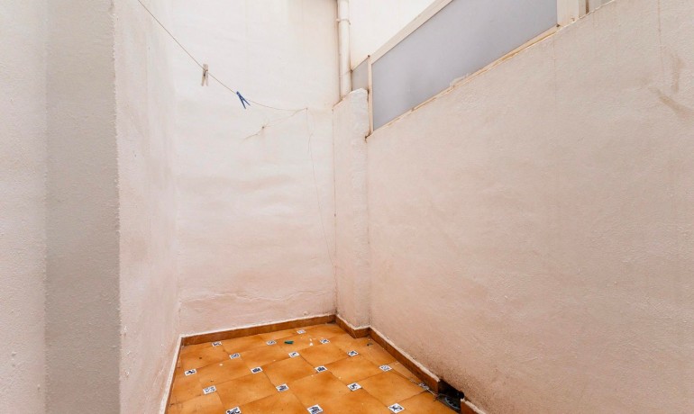 Revente - Appartement / Flat -
Torrevieja* - Torrevieja