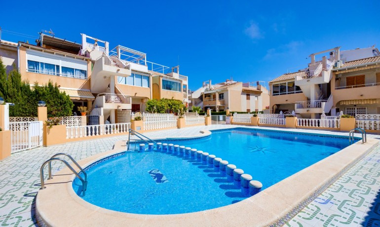 Sale - Apartment / Flat -
Torrevieja* - Torrevieja