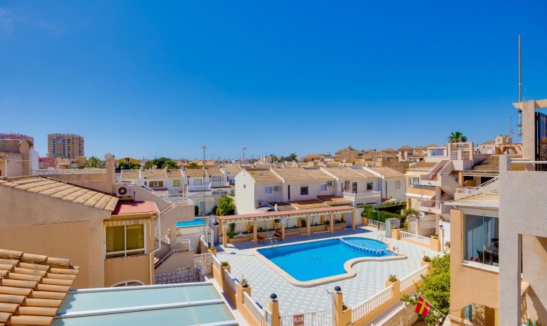 Sale - Apartment / Flat -
Torrevieja* - Torrevieja