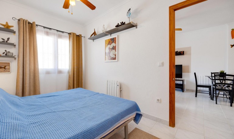 Sale - Apartment / Flat -
Torrevieja* - Torrevieja