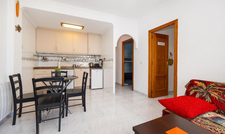 Sale - Apartment / Flat -
Torrevieja* - Torrevieja