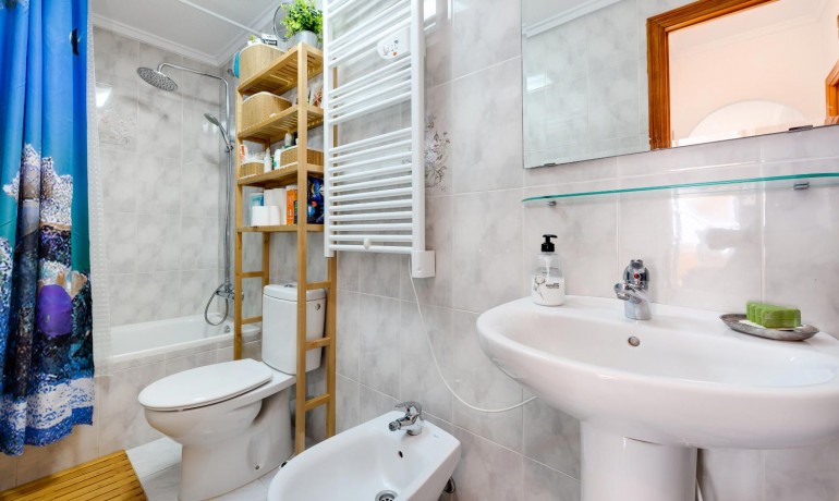 Sale - Apartment / Flat -
Torrevieja* - Torrevieja