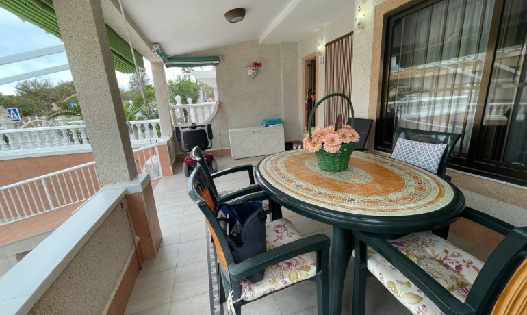 Herverkoop - Huis -
Guardamar del Segura* - Guardamar del Segura