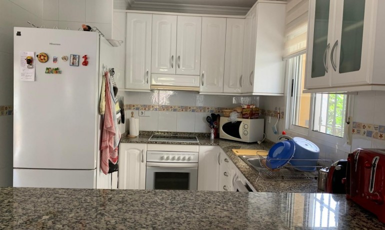 Herverkoop - Villa -
Guardamar del Segura* - Guardamar - El Raso