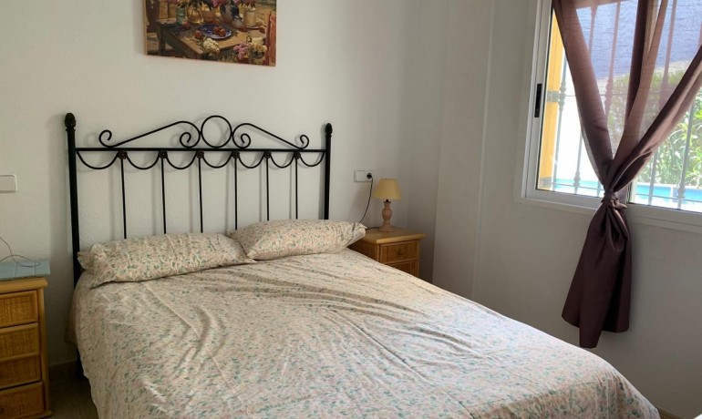 Herverkoop - Villa -
Guardamar del Segura* - Guardamar - El Raso