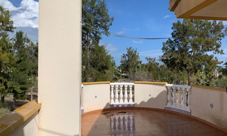 Herverkoop - Villa -
Guardamar del Segura* - Guardamar - El Raso