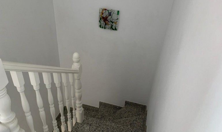 Herverkoop - Villa -
Guardamar del Segura* - Guardamar - El Raso