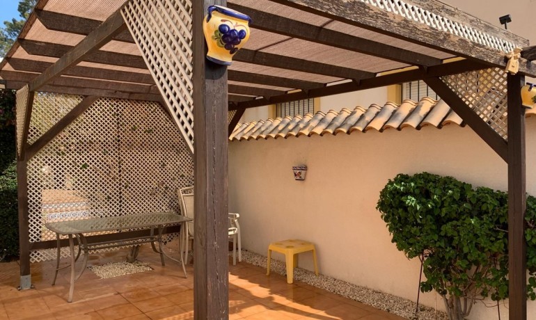 Herverkoop - Villa -
Guardamar del Segura* - Guardamar - El Raso