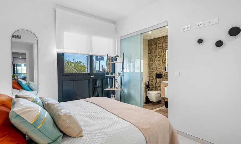 Sale - Apartment / Flat -
Orihuela Costa* - Playa Flamenca*