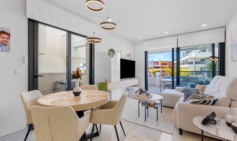 Sale - Apartment / Flat -
Orihuela Costa* - Playa Flamenca*