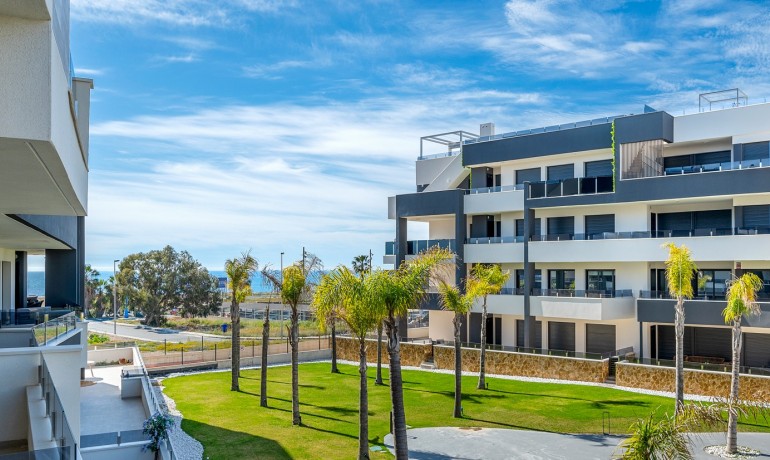 Sale - Apartment / Flat -
Orihuela Costa* - Playa Flamenca*