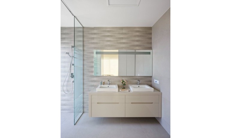 Herverkoop - Villa -
Orihuela Costa* - Las Colinas Golf