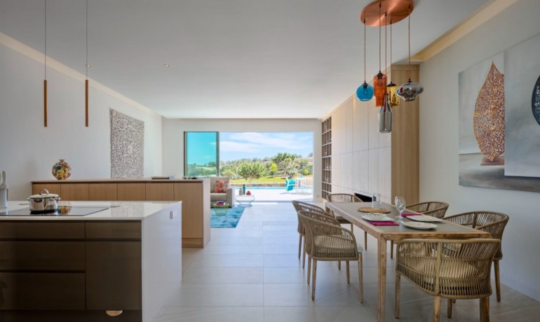 Herverkoop - Villa -
Orihuela Costa* - Las Colinas Golf