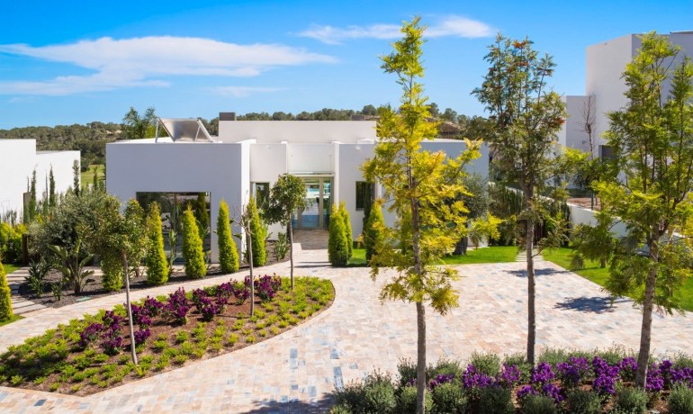 Herverkoop - Villa -
Orihuela Costa* - Las Colinas Golf