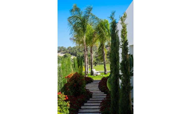 Herverkoop - Villa -
Orihuela Costa* - Las Colinas Golf