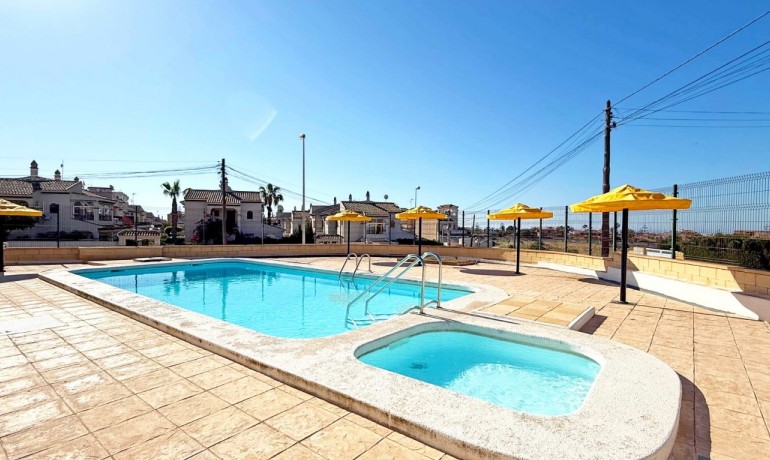 Herverkoop - Appartement / Flat -
Torrevieja* - Torrelamata - La Mata